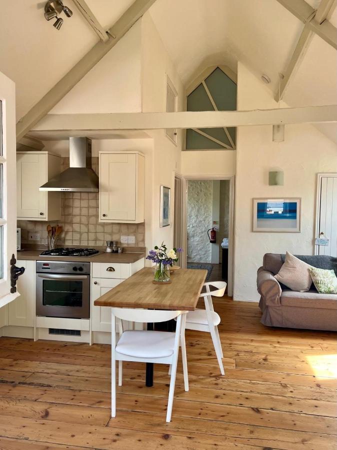 Norburton Hall Cottages ブリッドポート エクステリア 写真