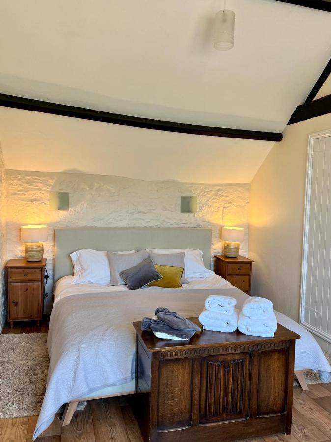 Norburton Hall Cottages ブリッドポート エクステリア 写真